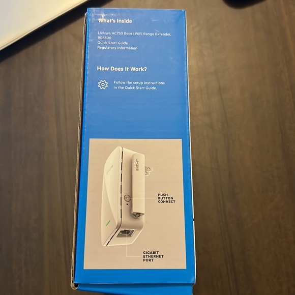 Linksys Boost WiFi Range Extender - Picture 3 of 8